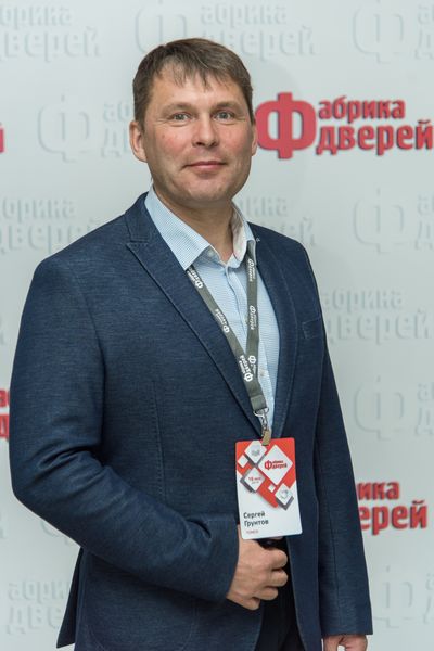 Сергей Грунтов, основатель компании Фабрика дверей